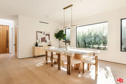 $4,195,000 | 1611 South Bedford Street, Los Angeles, CA 90035