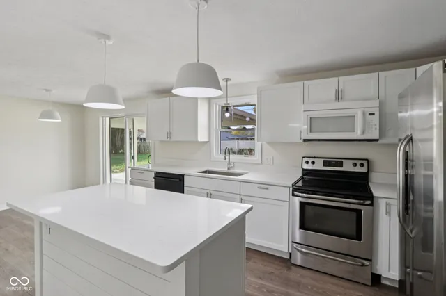 $235,000 | 4127 Greenfield Drive, Anderson, IN 46013