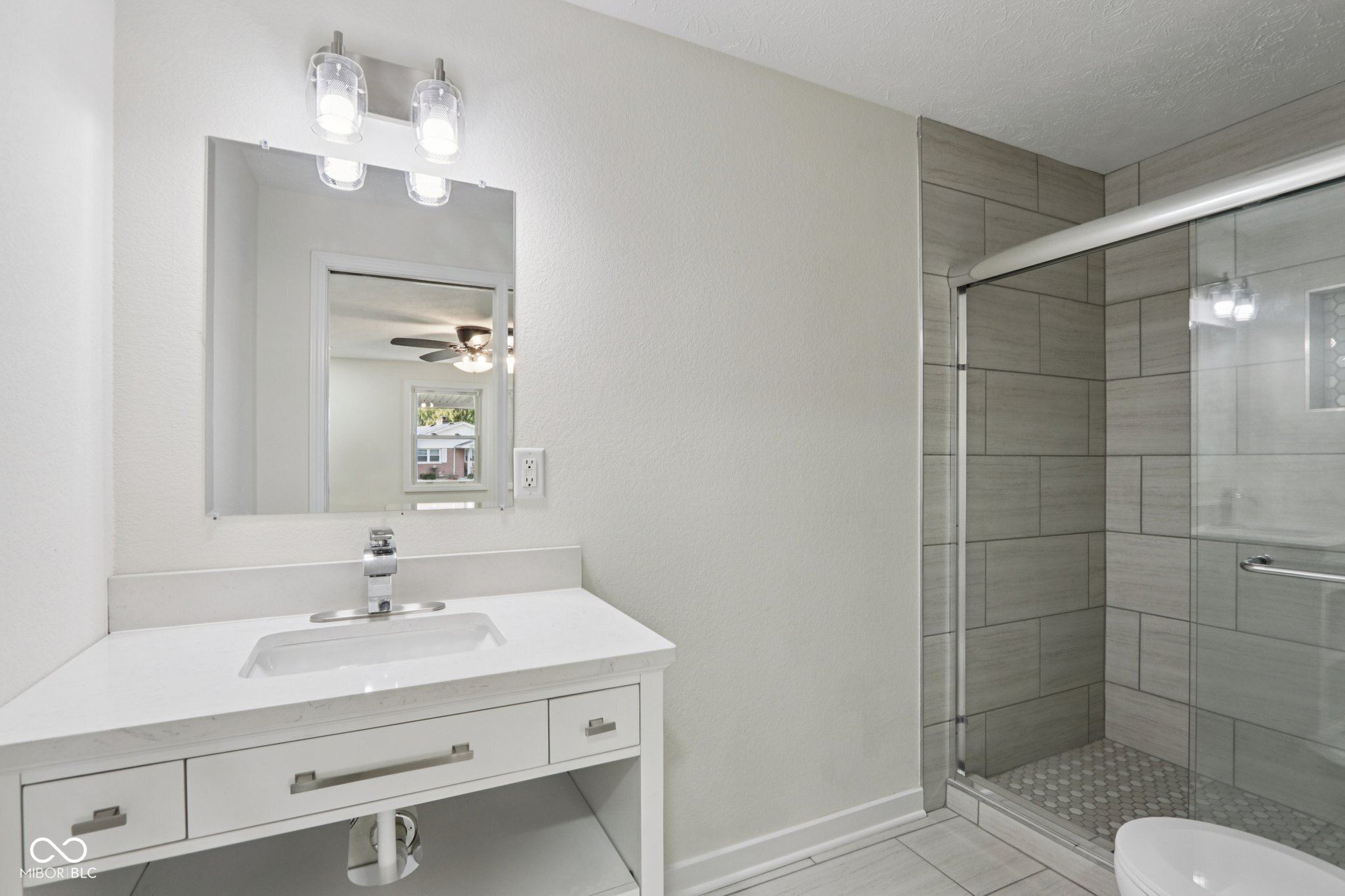 4127 Greenfield Drive Anderson, IN 46013 - Photo 17 of 38