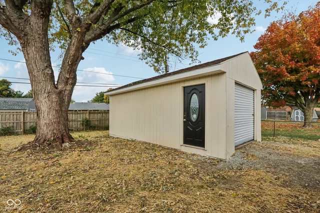 $235,000 | 4127 Greenfield Drive, Anderson, IN 46013