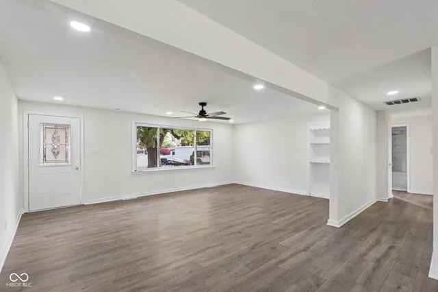 $235,000 | 4127 Greenfield Drive, Anderson, IN 46013