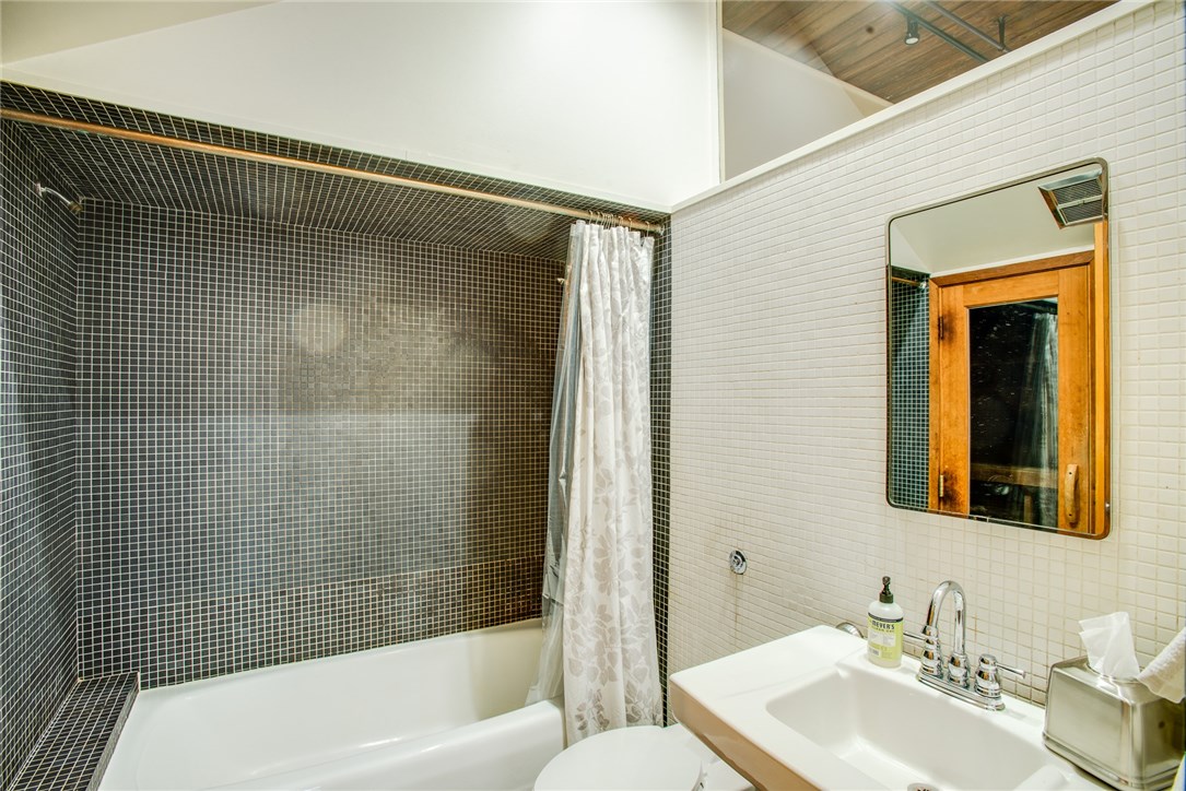 116 Chestnut Street, Unit J1 Providence, RI 02903 - Photo 19 of 22 Master Bath the shower-soaking tub, and sauna.