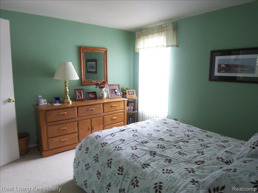1899 Burning Bush Court, Unit 168 Rochester, MI 48309 - Photo 22 of 25 Bdrm #2