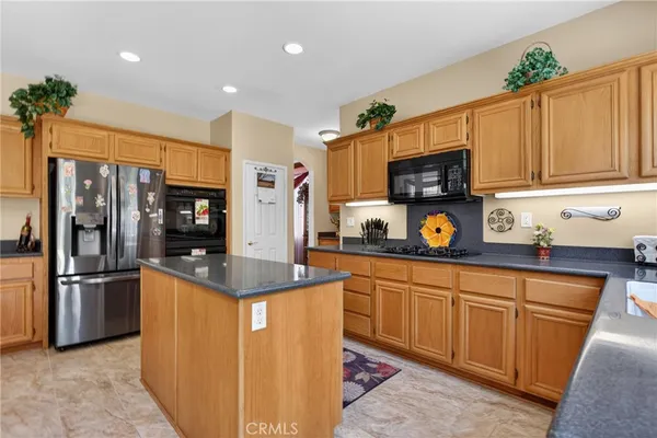 $975,000 | 21012 Oakriver Lane, Newhall, CA 91321