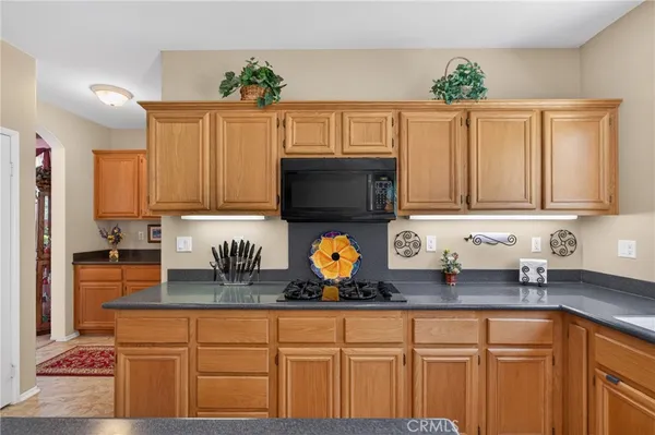 $975,000 | 21012 Oakriver Lane, Newhall, CA 91321