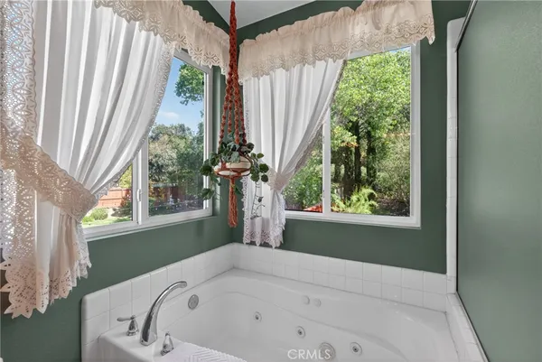 $975,000 | 21012 Oakriver Lane, Newhall, CA 91321