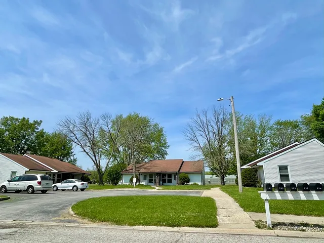 $2,000,000 | 551-564 North Clarence Avenue, Watseka, IL 60970