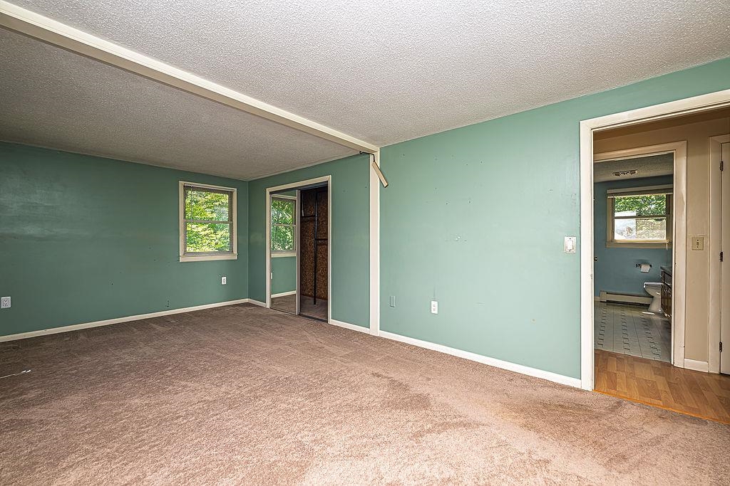 181 High Range Road Londonderry, NH 03053 - Photo 21 of 48 Gallery Image 21