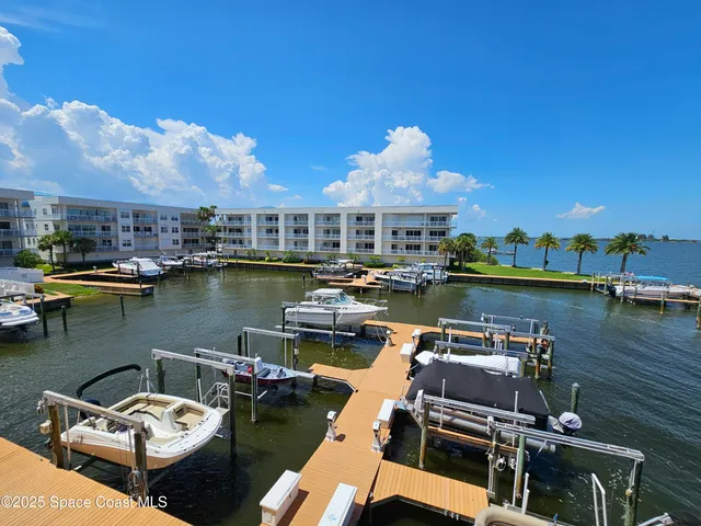 $3,800 | 590 South Banana River Drive, Unit 204, Merritt Island, FL 32952