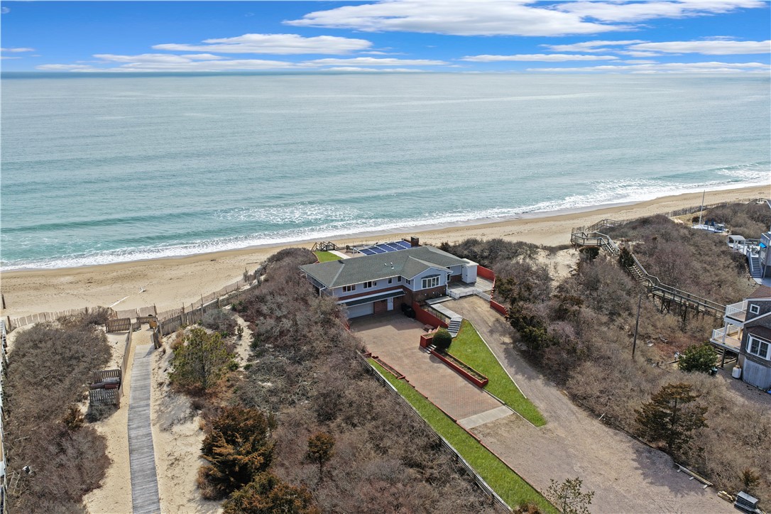 635 Atlantic Avenue Westerly, RI 02891 - Photo 2 of 38