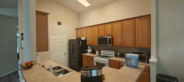 $2,200 | 9413 Meyrick Park Trail, Austin, TX 78717