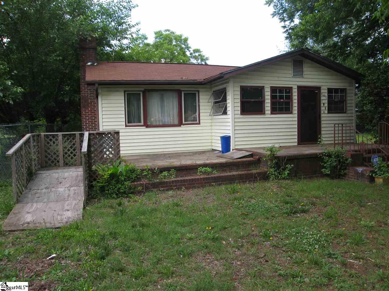 107 Forest Street Greer, SC 29650 - Photo 1 of 3 Gallery Image 1