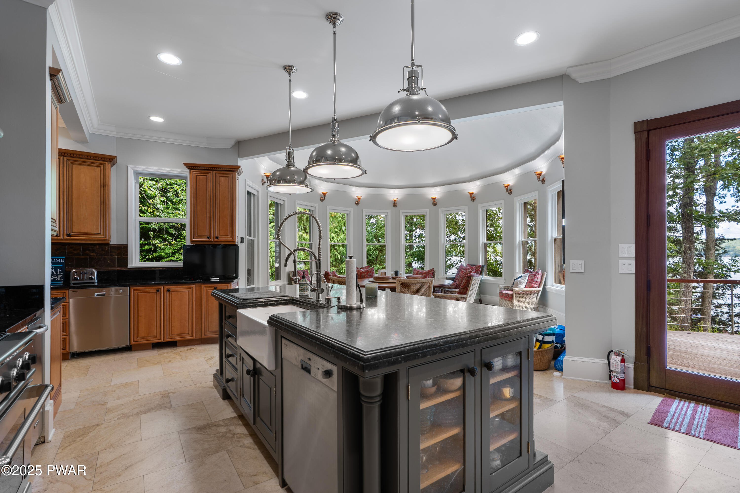 85 Boulder Point Road Lakeville, PA 18438 - Photo 15 of 68