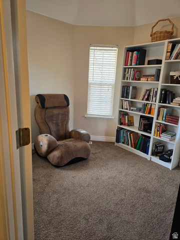 7532 North Castle Rock Road Eagle Mountain, UT 84005 - Photo 13 of 40 Main floor sunroom/office/closet