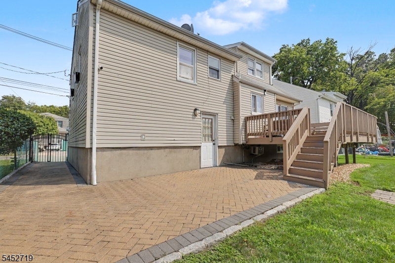 378 Riverside Avenue Rutherford, NJ 07070 - Photo 31 of 43 Gallery Image 31