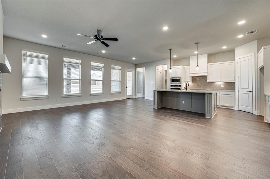 4021 Lagos Drive Midlothian, TX 76065 - Photo 9 of 35