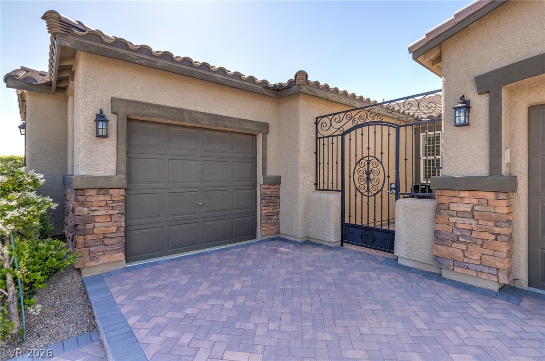 7385 Manse Ranch Avenue Las Vegas, NV 89179 - Photo 4 of 55