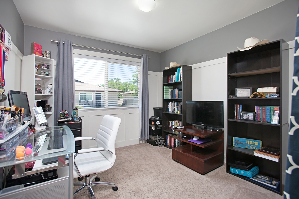 9859 Mission Vega Road, Unit 4 Santee, CA 92071 - Photo 7 of 8
