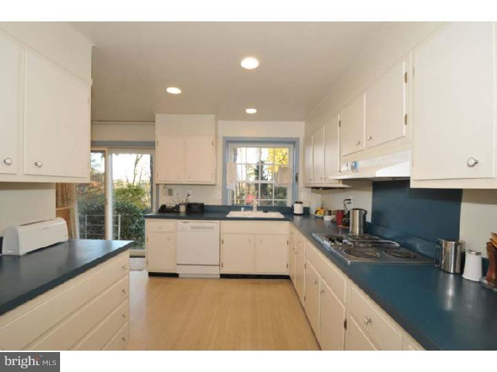 509 County Line Road Radnor, PA 19087 - Photo 13 of 25 Kitchen
