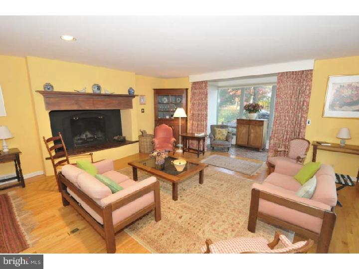 509 County Line Road Radnor, PA 19087 - Photo 9 of 25 Fireplace