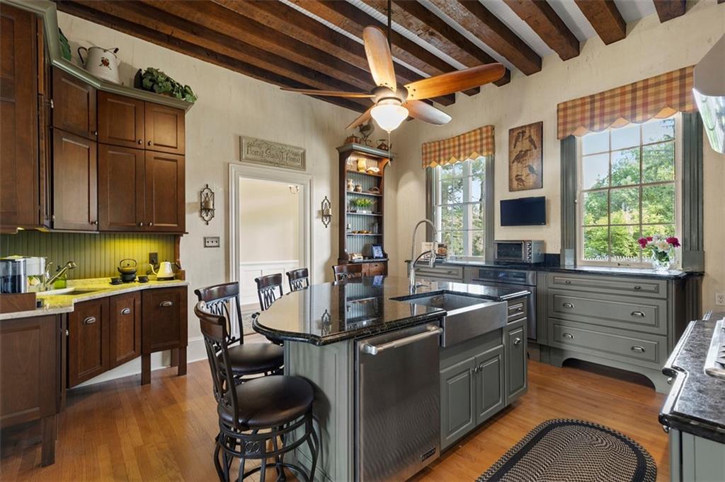 899 Old Thorn Run Road Coraopolis, PA 15108 - Photo 13 of 50