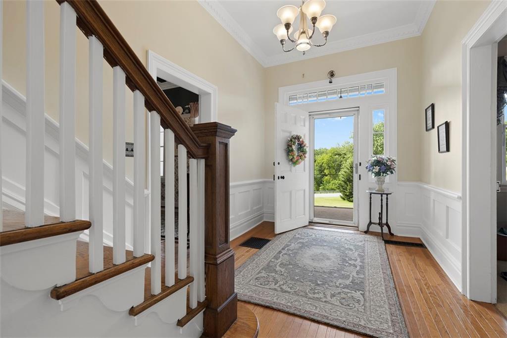 899 Old Thorn Run Road Coraopolis, PA 15108 - Photo 3 of 50