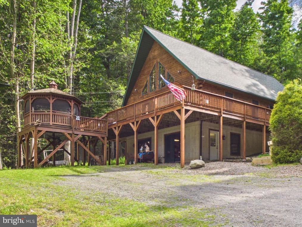 Welcome to the "Lake House"