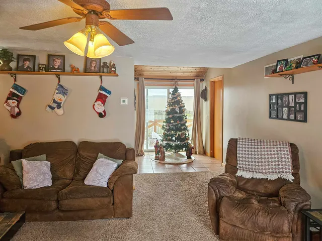 $174,000 | 203 Monroe Street, Monroe Center, IL 61052