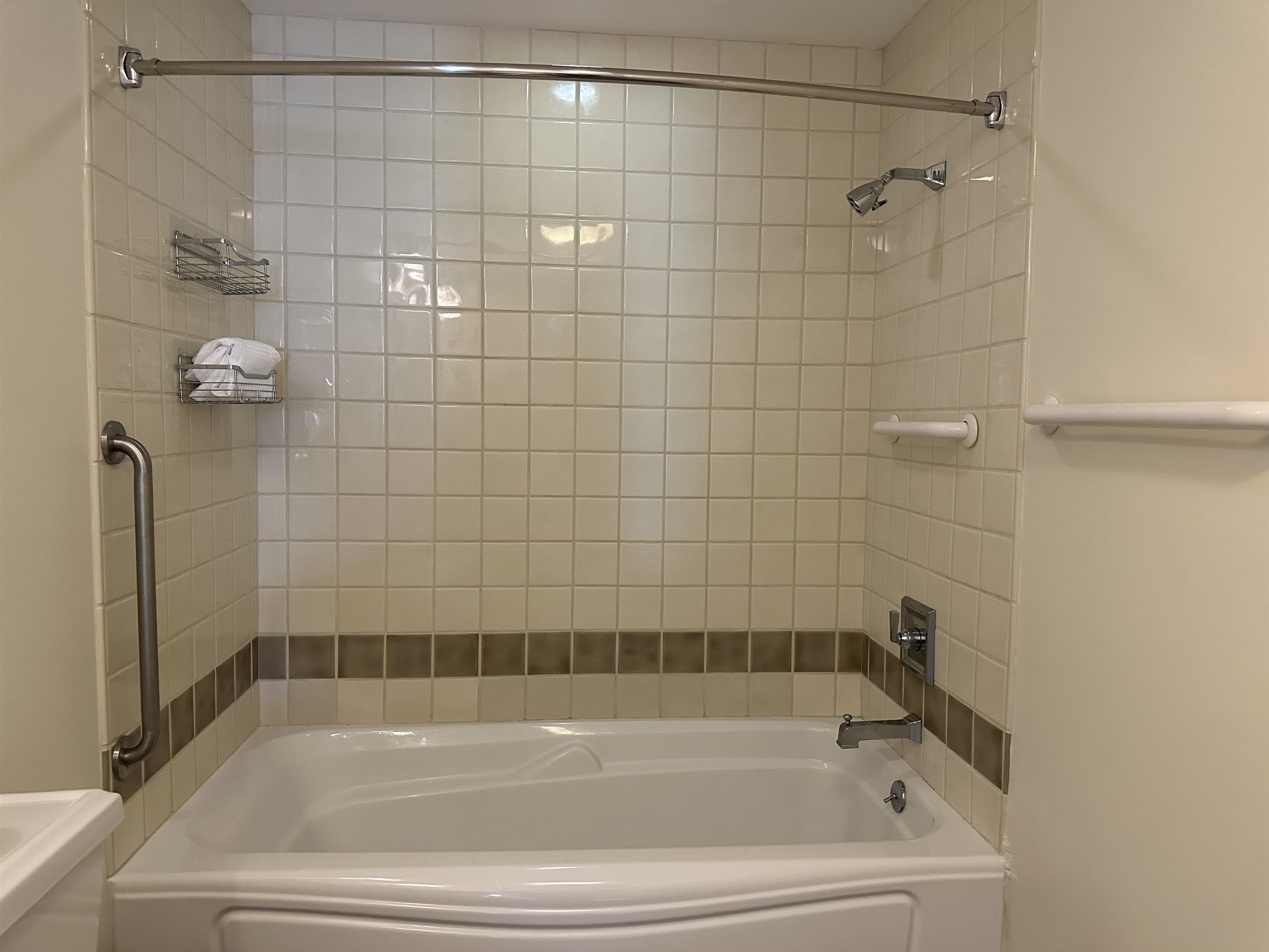 70 Maple Street, Unit 302 Middlebury, VT 05753 - Photo 15 of 29 Gallery Image 15