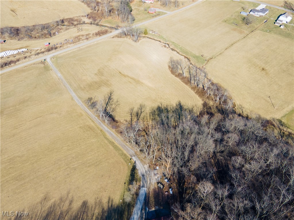 Bill Johns Road Southwest Newcomerstown, OH 43832 - Photo 4 of 19 Gallery Image 4