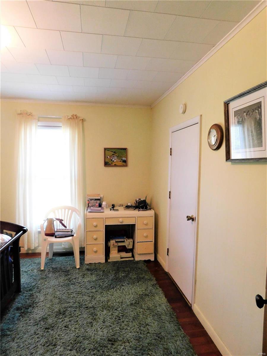 1850 Pershing Road West Frankfort, IL 62896 - Photo 14 of 28 Gallery Image 14