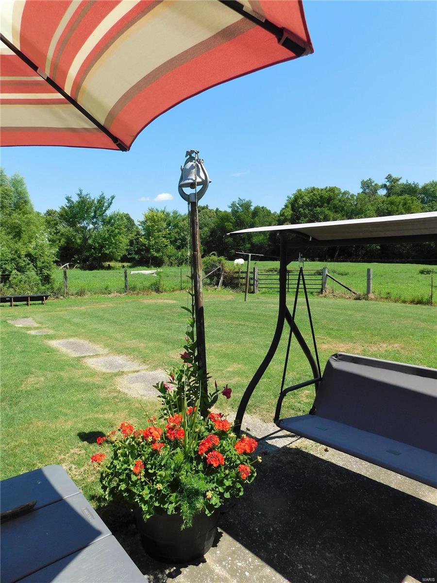 1850 Pershing Road West Frankfort, IL 62896 - Photo 20 of 28 Gallery Image 20