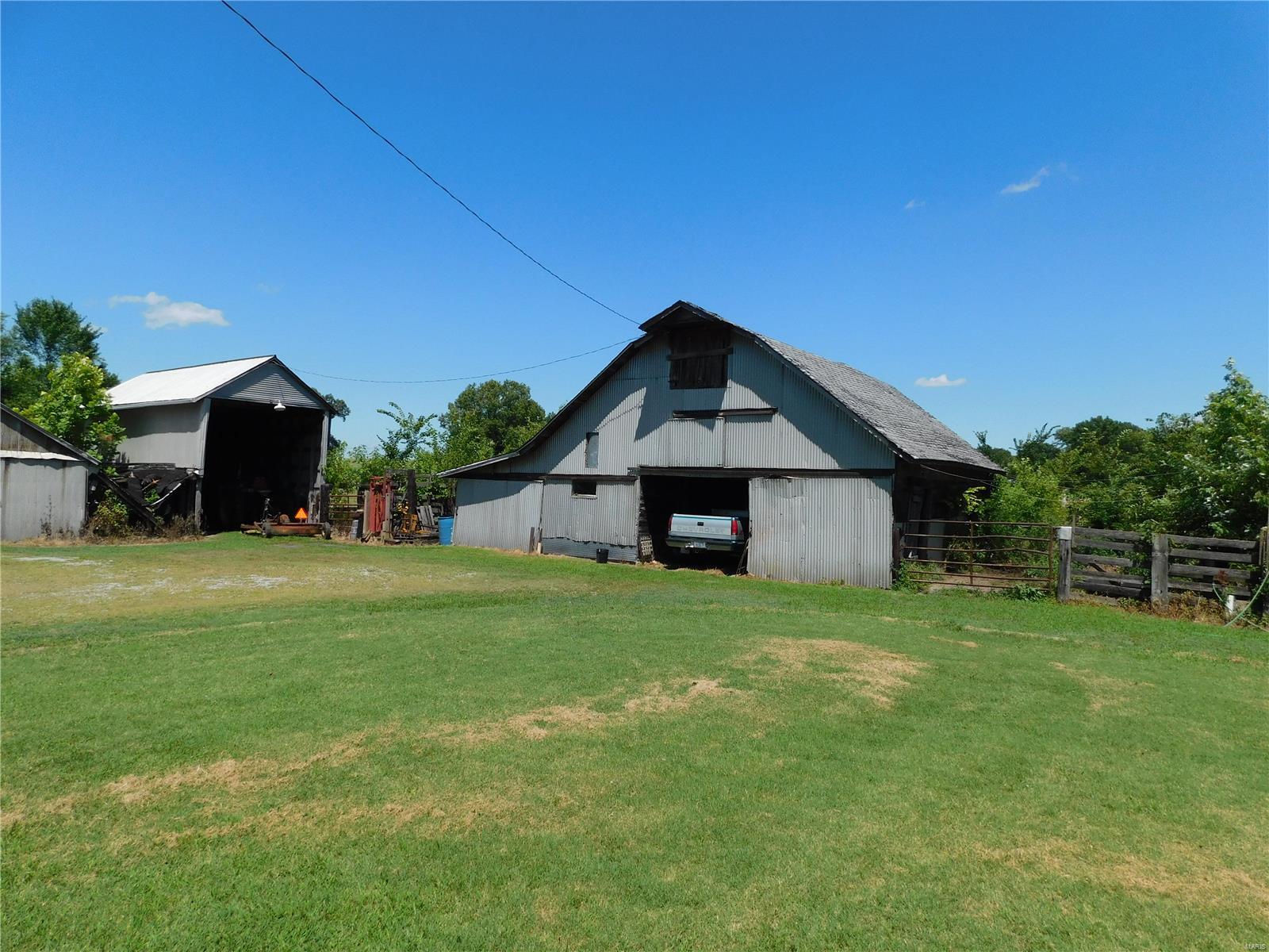 1850 Pershing Road West Frankfort, IL 62896 - Photo 22 of 28 Gallery Image 22