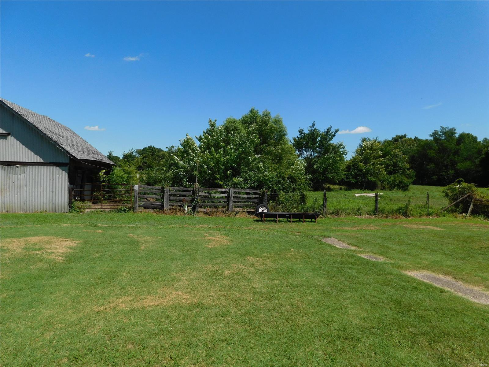 1850 Pershing Road West Frankfort, IL 62896 - Photo 24 of 28 Gallery Image 24
