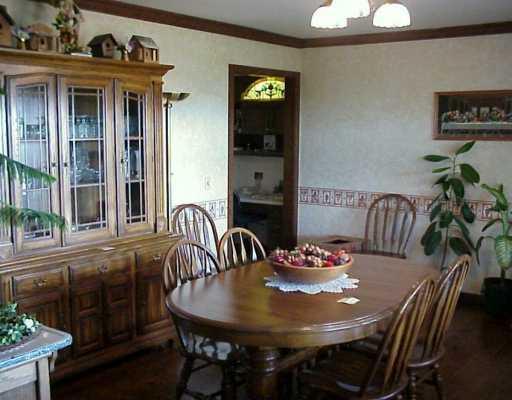 11885 Canning Factory Road Wapakoneta, OH 45895 - Photo 5 of 7 Gallery Image 5
