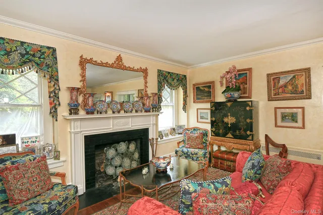 $2,795,000 | 4 Horse Hollow Road, Locust Valley, NY 11560