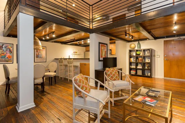 $1,695 | 50 Gayoso Avenue, Unit 306, Memphis, TN 38103