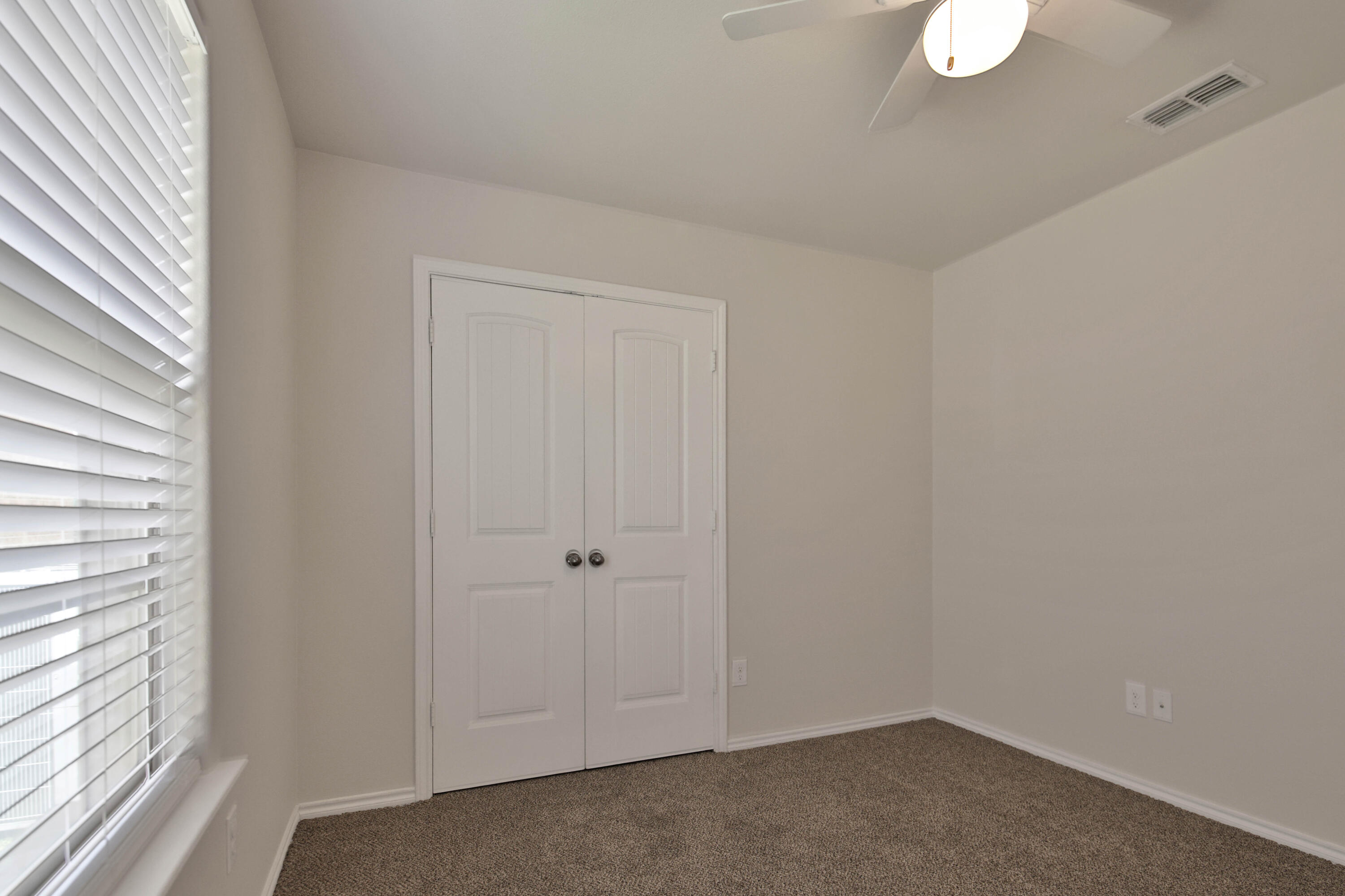 6923 96th Street Lubbock, TX 79424 - Photo 34 of 38 IMG_9517