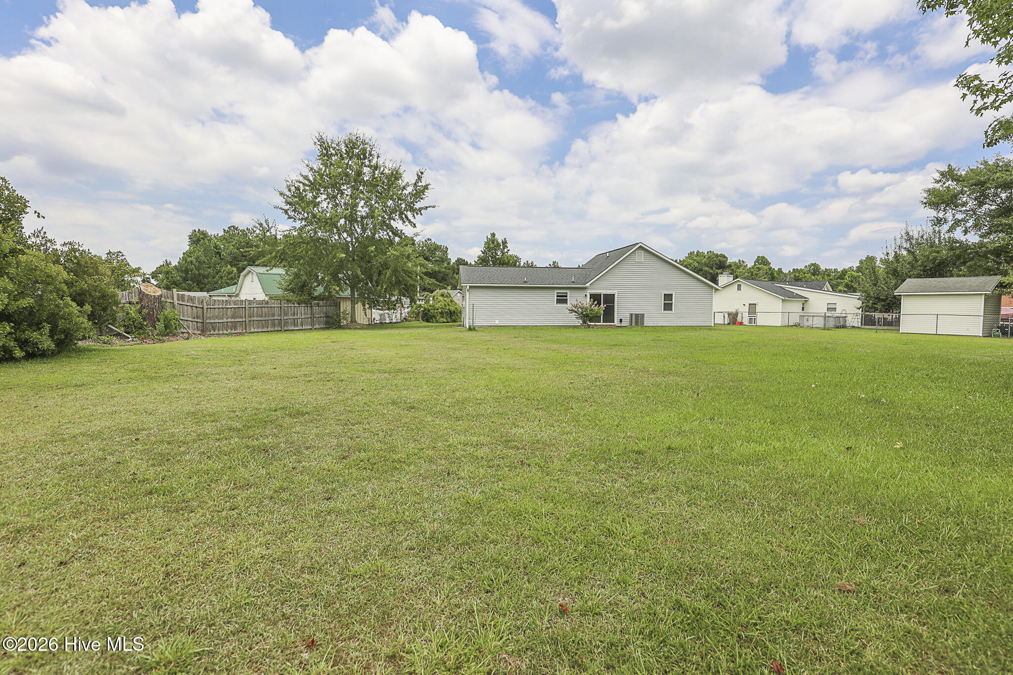 1011 Ridgecrest Lane Jacksonville, NC 28546 - Photo 25 of 27 Gallery Image 25