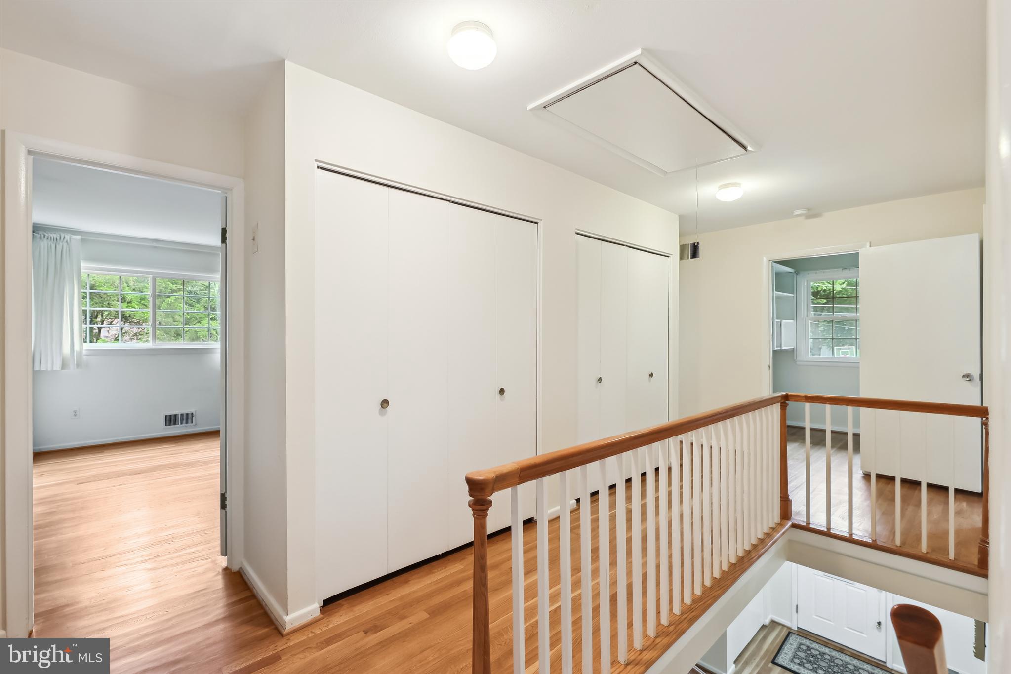10205 Cardinal Road Fairfax, VA 22030 - Photo 25 of 35 Upper Level Hallway