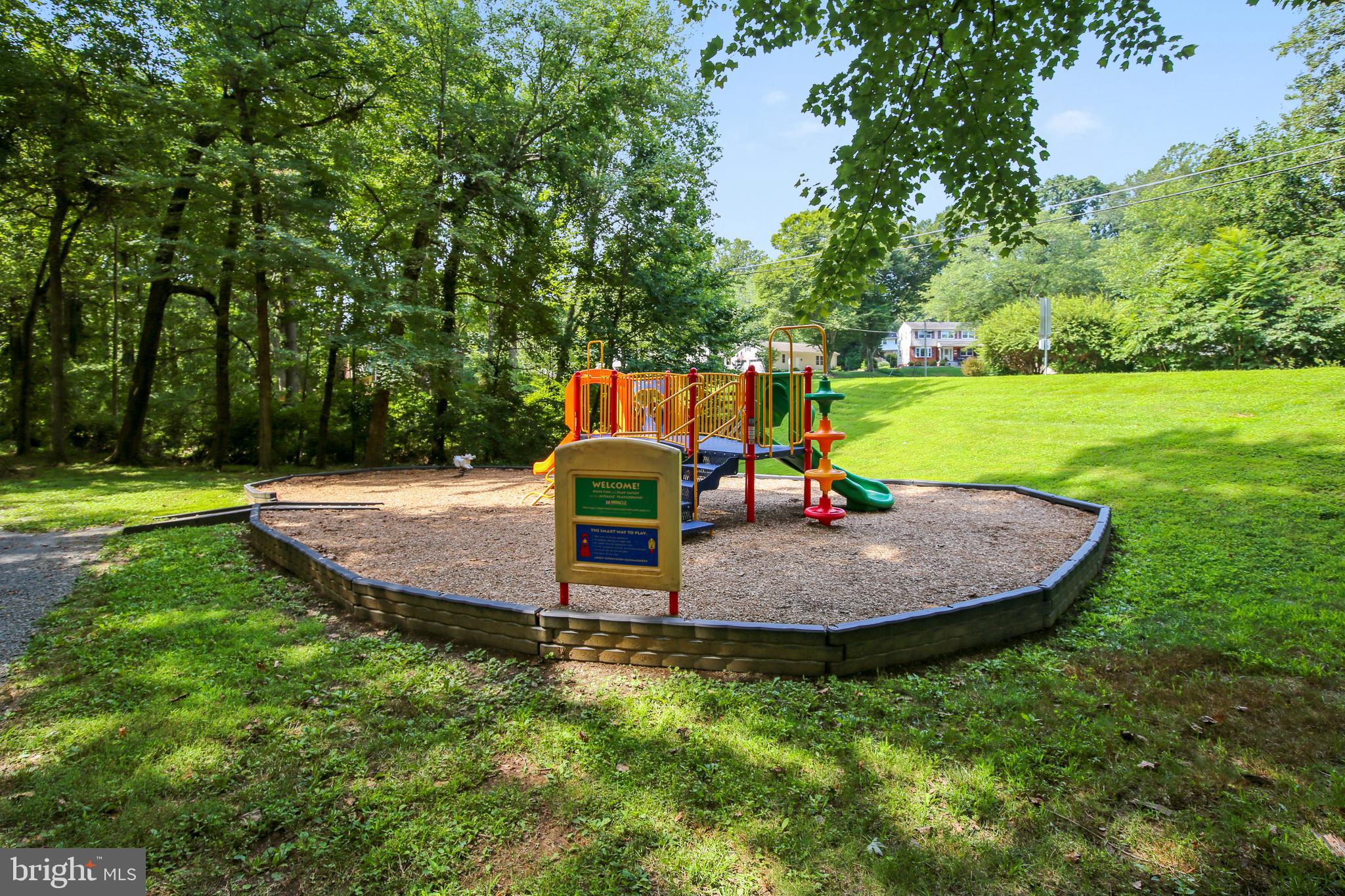 10205 Cardinal Road Fairfax, VA 22030 - Photo 34 of 35 Dale Lestina Playground