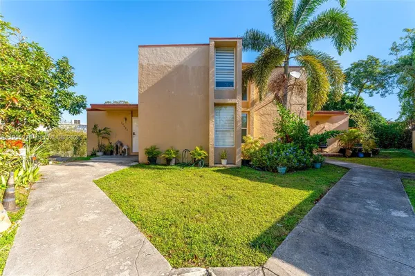$398,000 | 20033 Southwest 123rd Drive, Miami, FL 33177