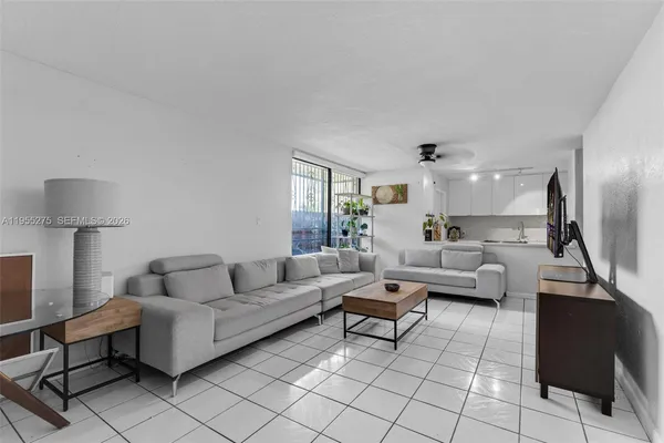 $398,000 | 20033 Southwest 123rd Drive, Miami, FL 33177