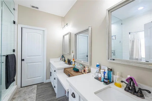 $349,900 | 909 West Seminole Avenue, Pharr, TX 78577