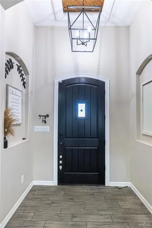 $349,900 | 909 West Seminole Avenue, Pharr, TX 78577