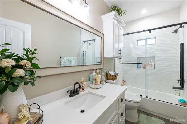 $349,900 | 909 West Seminole Avenue, Pharr, TX 78577