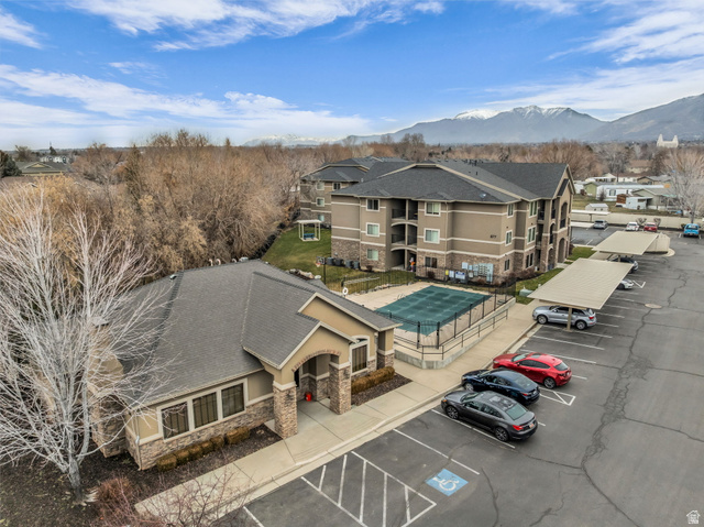 905 South Main Street, Unit G Layton, UT 84041 - Photo 22 of 36 Bird's eye view of a mountainous background