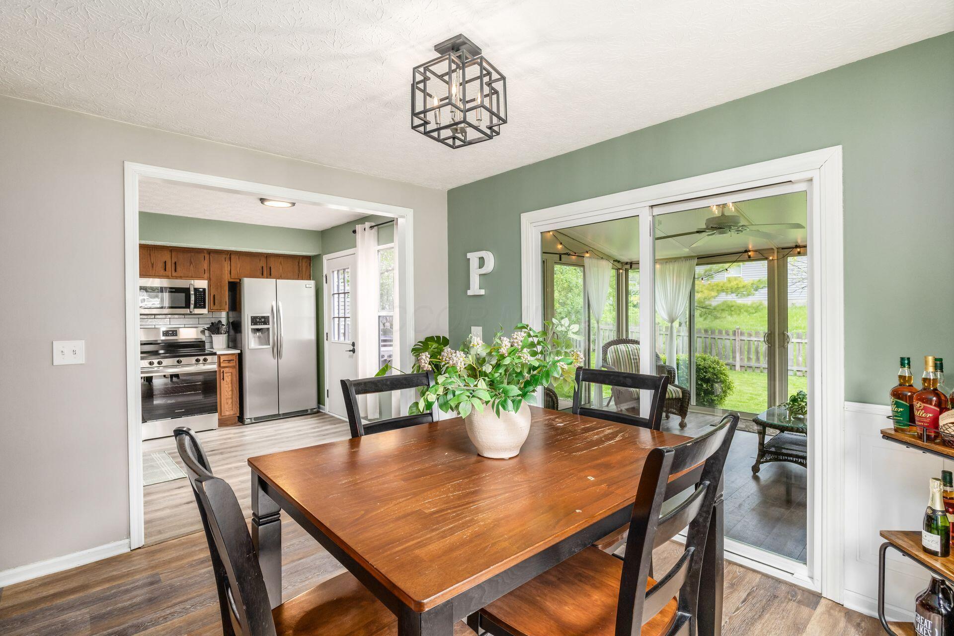 148 Ravine Ridge Drive South Powell, OH 43065 - Photo 15 of 44 Dining Room