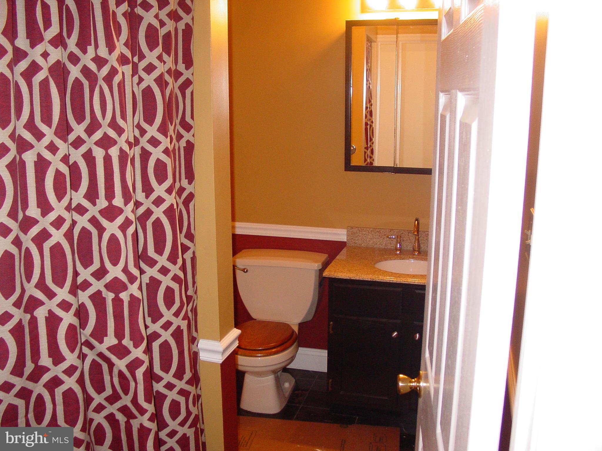12911 Loyola Road Baltimore, MD 21220 - Photo 13 of 30 Bath