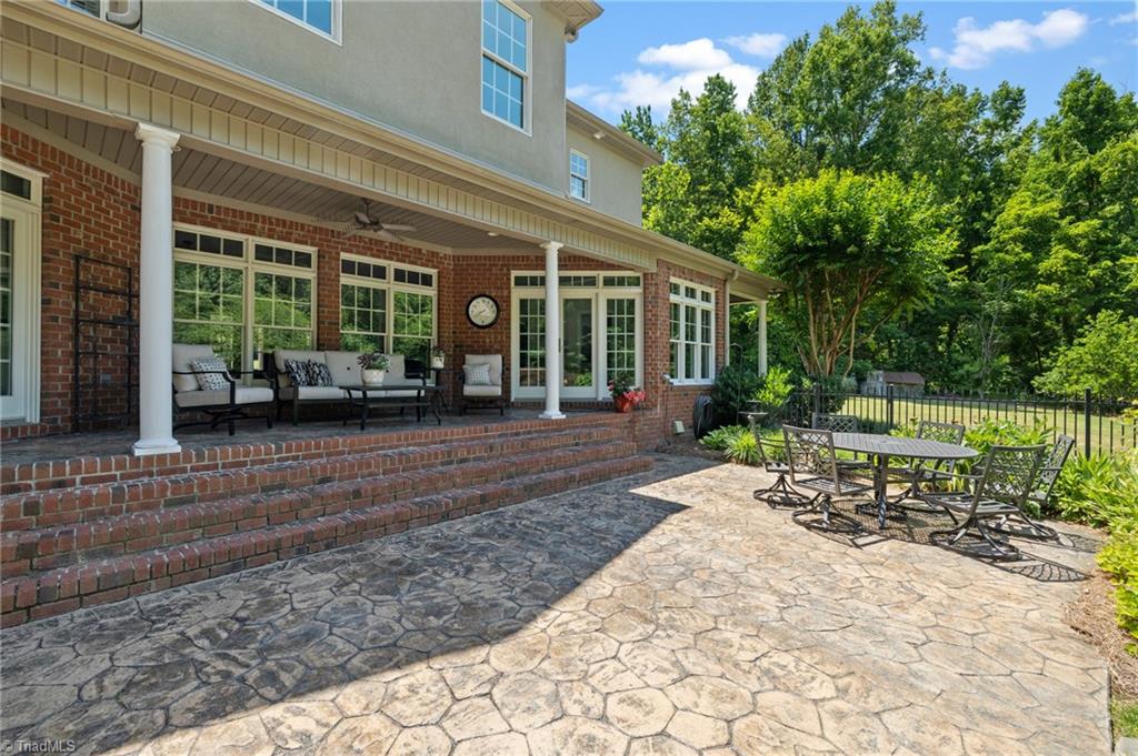 350 Abbotts Crossing High Point, NC 27265 - Photo 11 of 46